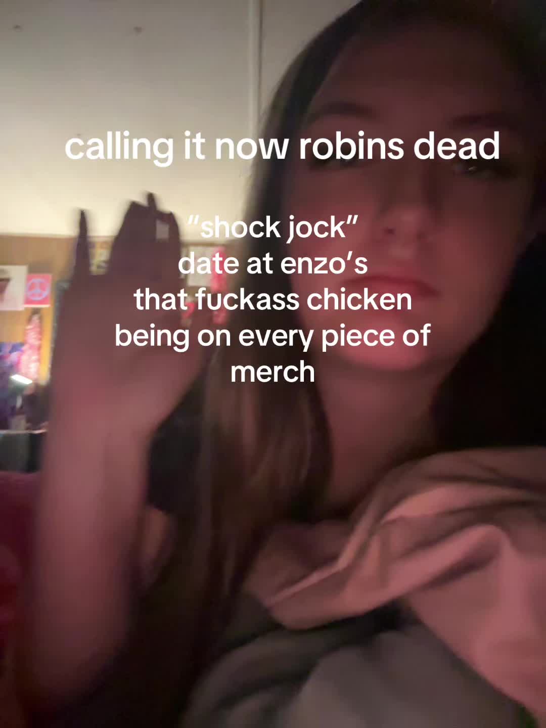 calling it now she steps on the chicken and that tells henry/vecna where she at #strangerthings #strangerthings5 #robinbuckley 