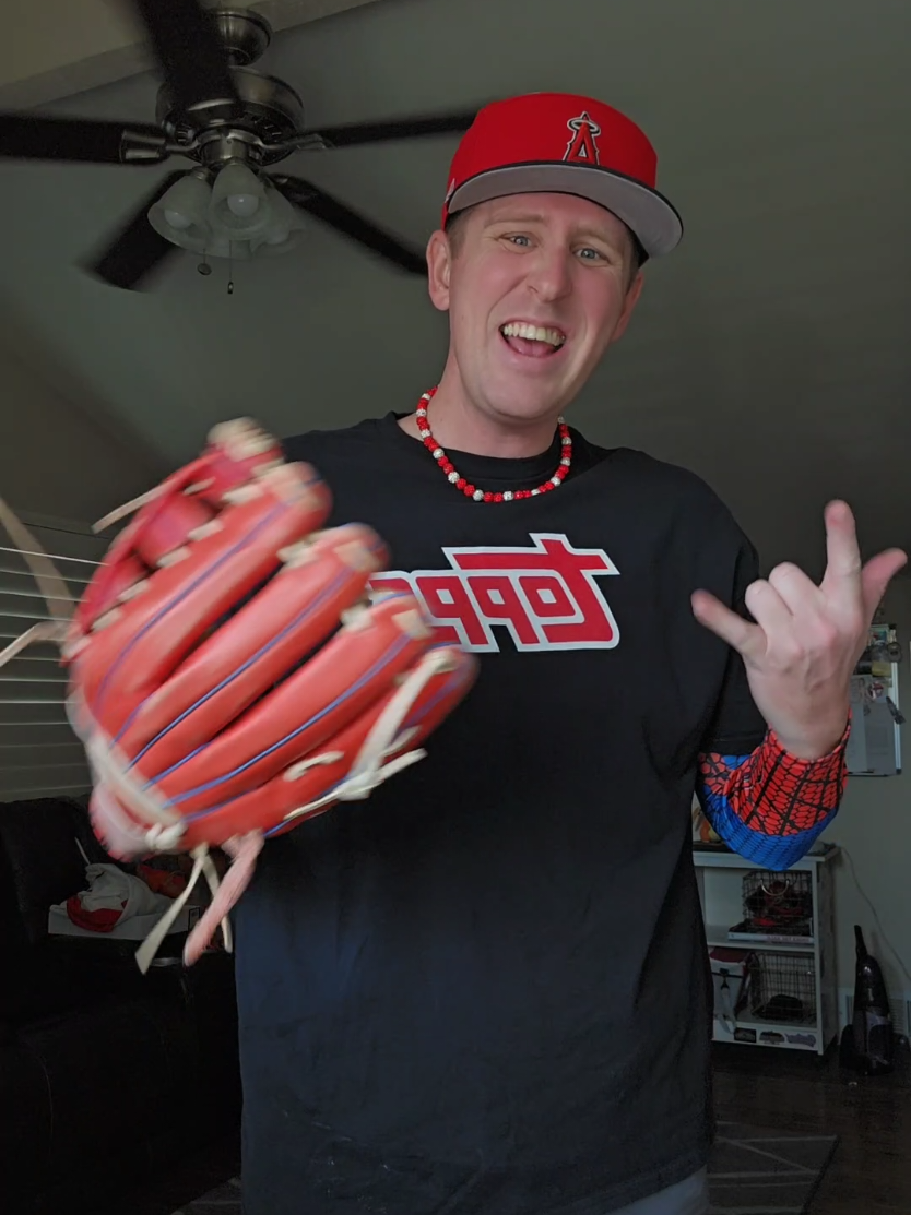 I GOT THIS! 🕷 #spidey #austinkleschka #spiderman #sports #dodgerfilms 