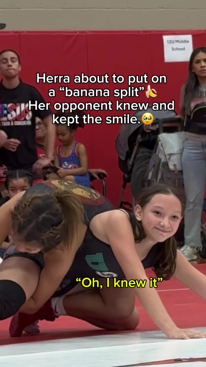 Banana split 🍌Smile on. Pressure coming. Love the attitude. ❤️ #wrestling #training #grappling    #sportsskillstiktokcontest 