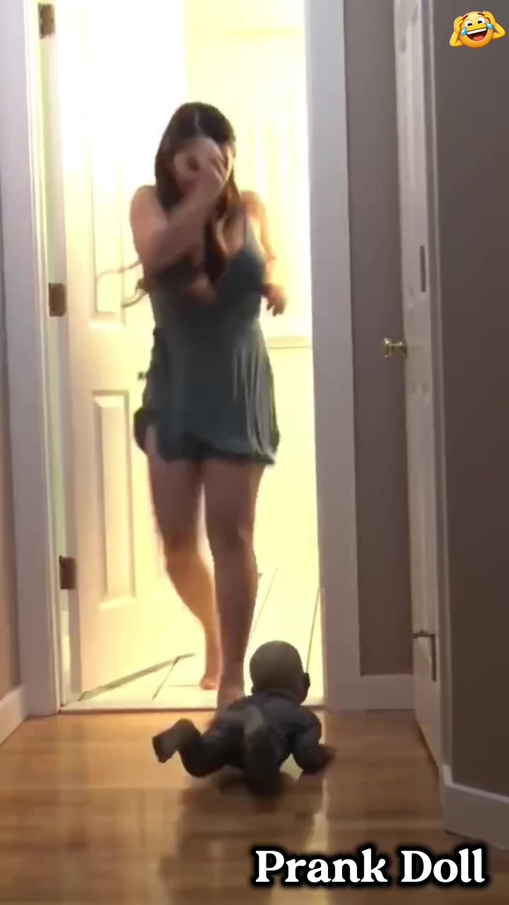 Prank Doll #funnyvideos #prankdoll #scarecam #scareprank #fyp 