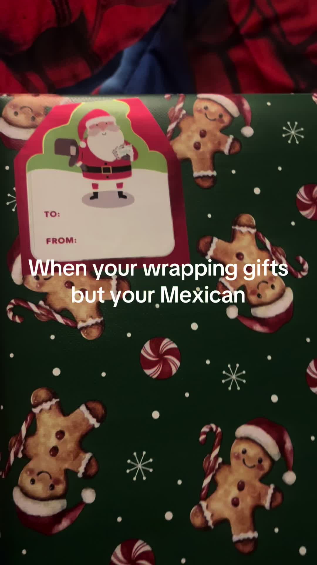 Wrapping gifts when Mexican #fyp #gift #giftwrapping #mexicantiktok 