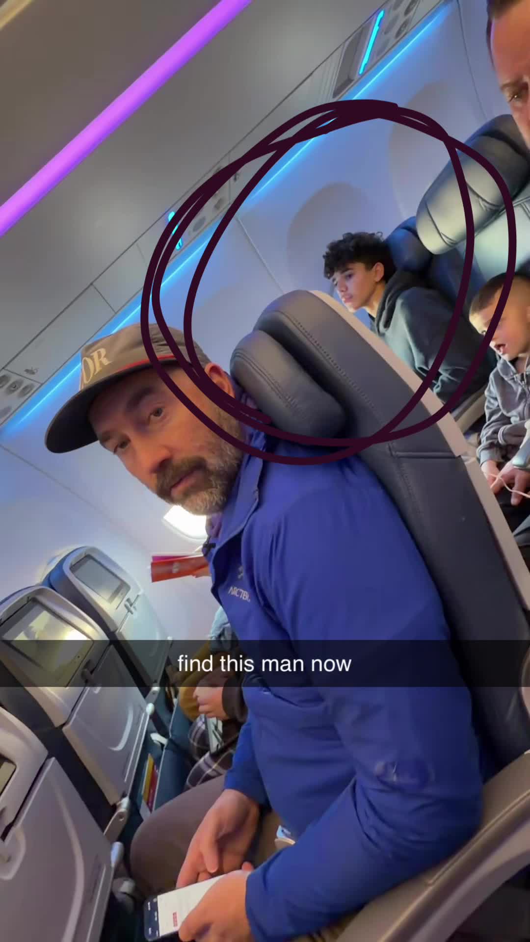 i don’t think he noticed #fyp #find #love #needthat #algorithm 