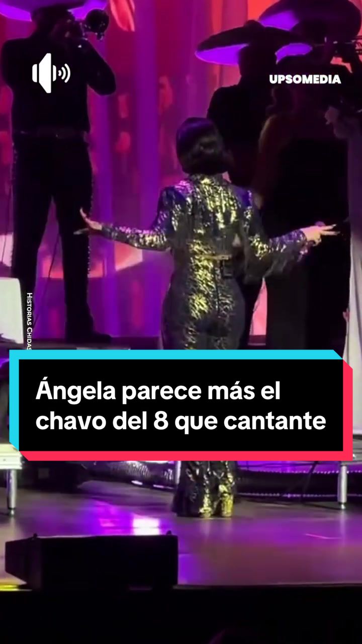 Ángela parece más el chavo del 8 que cantante #entretenews #latina #angelaguilar #nodal #mexico