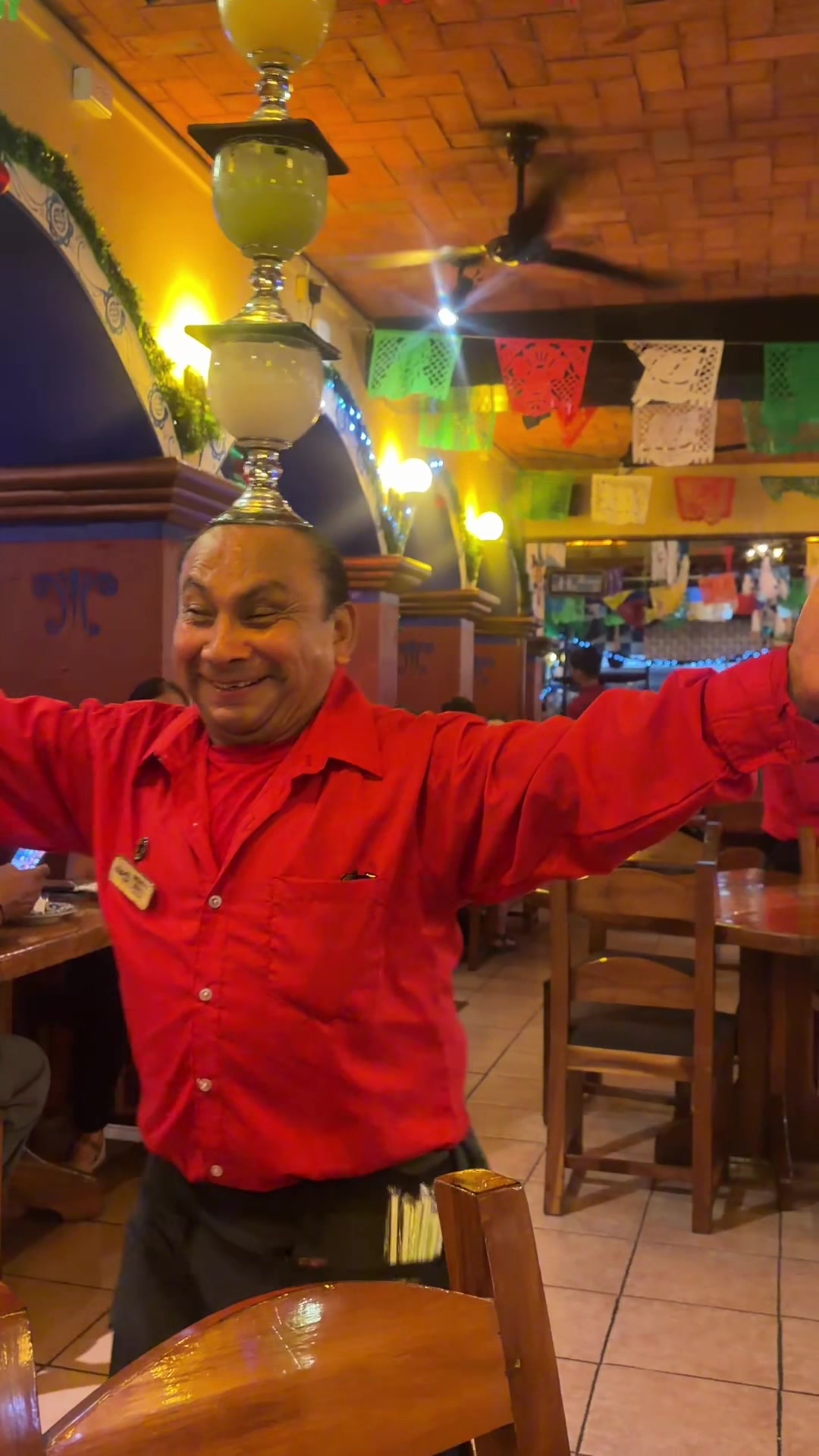 The king 👑 This is what pure joy looks like #Cancun #mexico #margaritas 