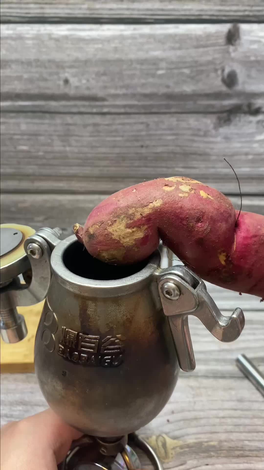 Turning a Popcorn Maker into a Sweet Potato Oven!#popcornmachine #cooking #creative 