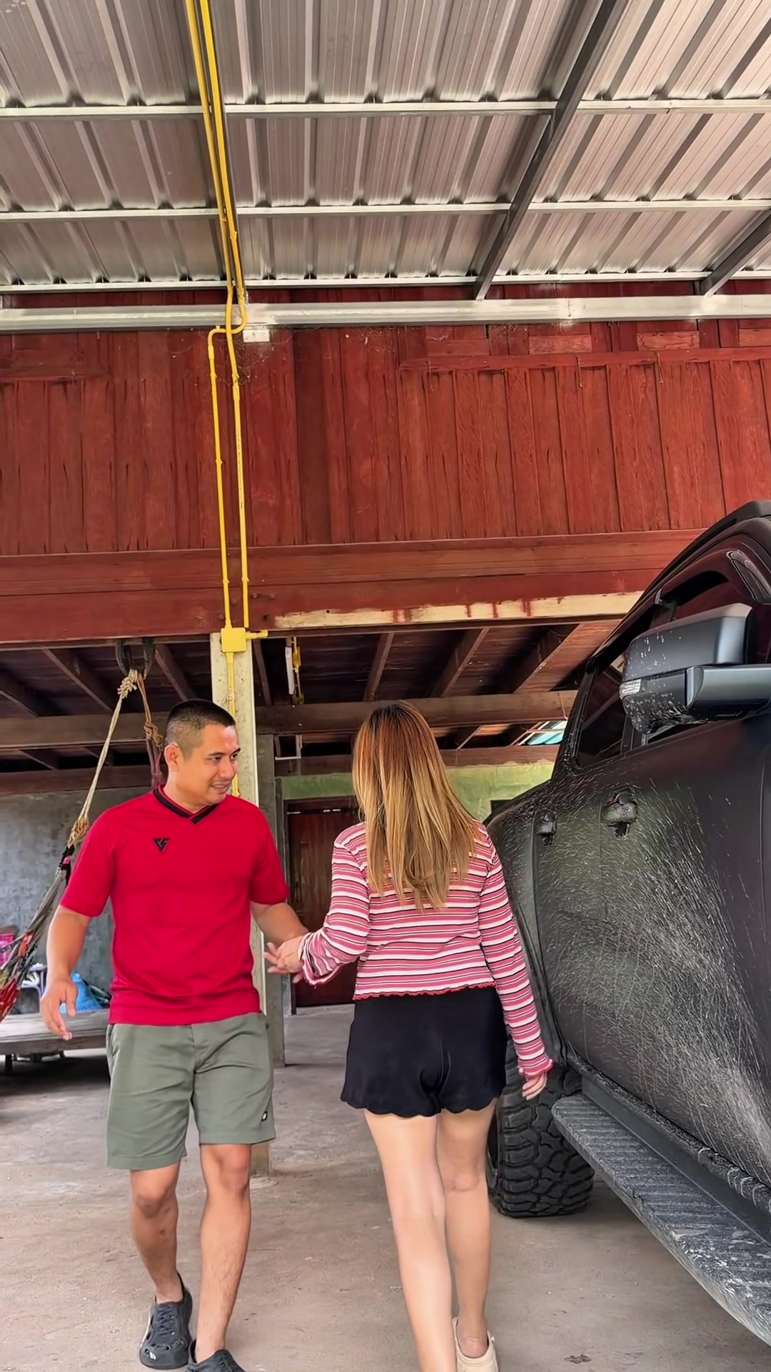 เมื่อขับรถต่อผู้หญิง #คนไทยเป็นคนตลก 