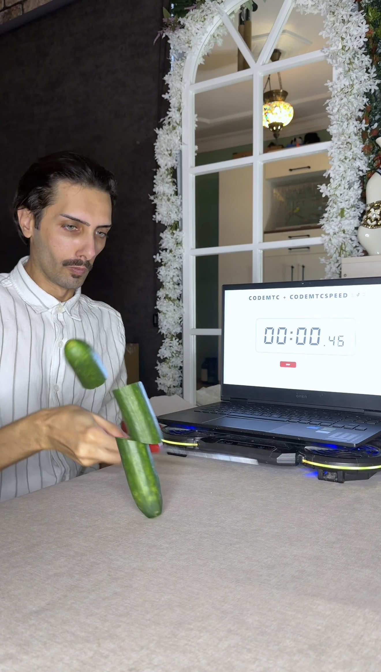 I broke my own world record for the fastest double-cut cucumber cutting.. #fyp #best #trick #speed #viral